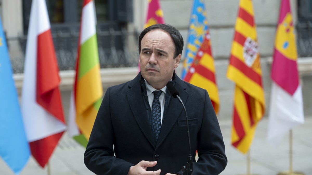 El presidente de la Generalitat Valenciana, Juanfran Pérez Llorca, en los actos del Día de la Constitución