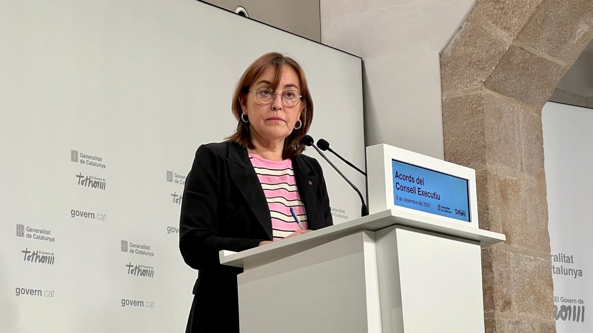 (Foto de ARCHIVO)
La consellera de Territorio, Vivienda y Transición Ecológica y portavoz de la Generalitat, Sílvia Paneque, en una rueda de prensa tras el Consell Executiu
EUROPA PRESS
02/12/2025