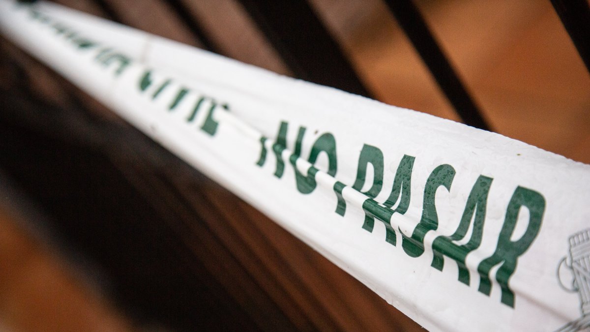 Imagen de archivo de un precinto tras el registro de la UCO.