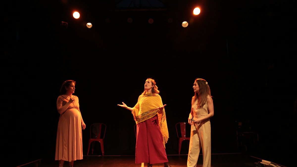 Actrices en Fantásticamente Bien, de Ana Roche