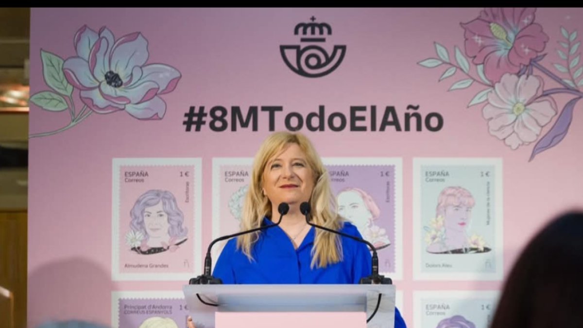 La fontanera del PSOE, Leire Díez, cuando trabajaba en Correos