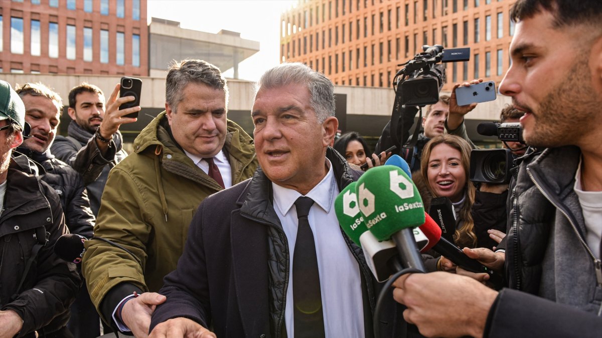 El presidente del FC Barcelona, Joan Laporta, a su salida a la Ciutat de la Justicia
