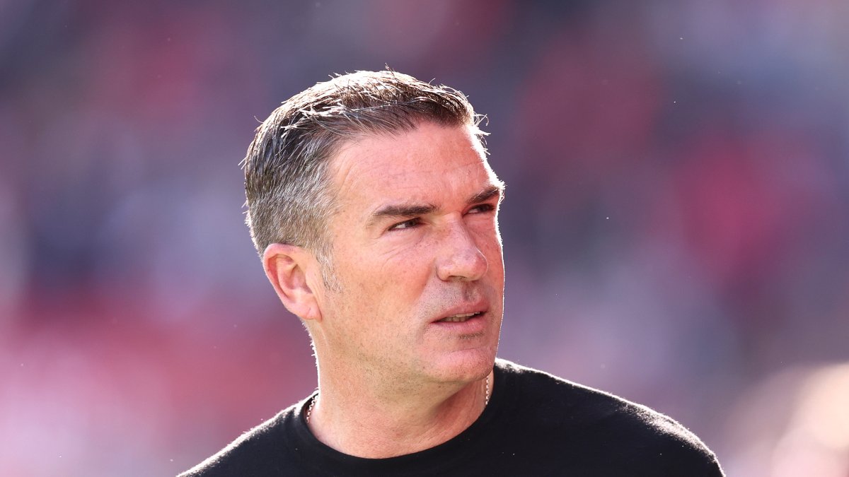 Luis Carrión, despedido