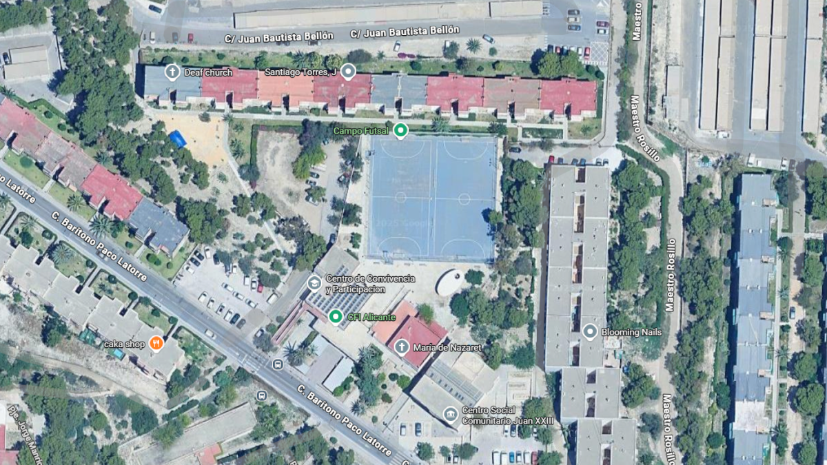 Imagen satelital de las pistas Barítono Paco Latorre en el barrio Juan XIII de Alicante.