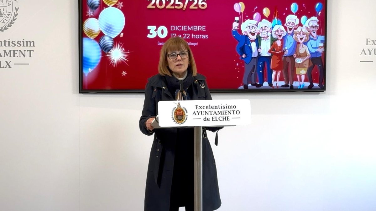 La concejala de Mayores en el Ayuntamiento de Elche, Aurora Rodil.