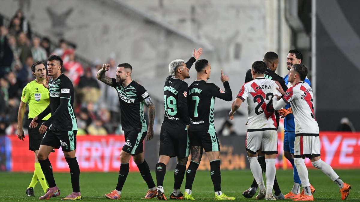 Empate a cero en Vallecas