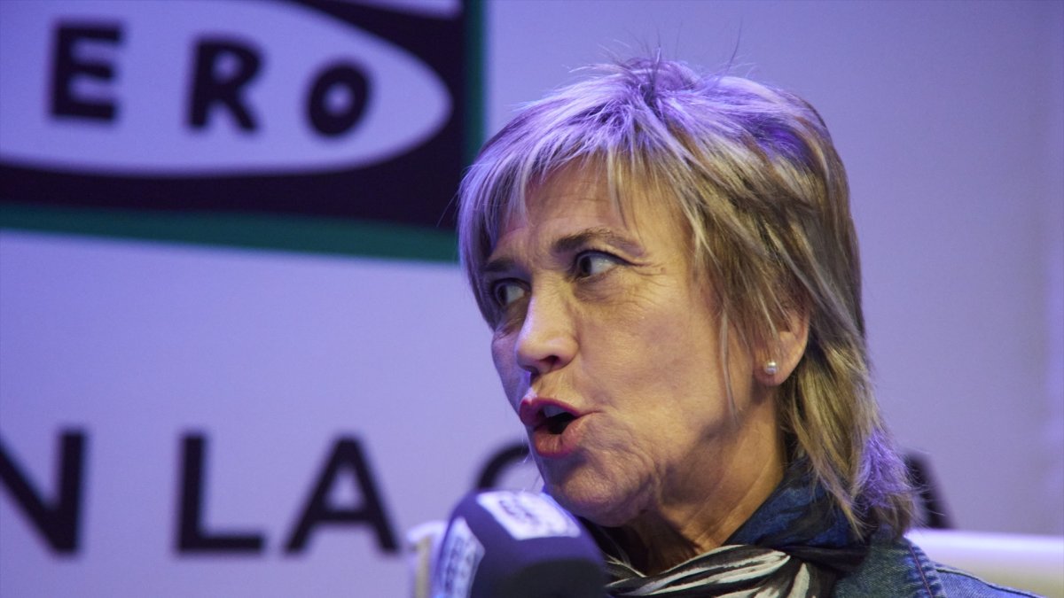 Julia Otero, en Julia en la Onda de Onda Cero en la Fundación Cajasol.