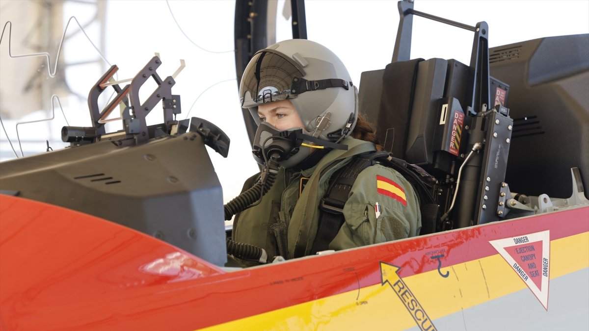 La Princesa Leonor, este 19 de diciembre a punto de pilotar.