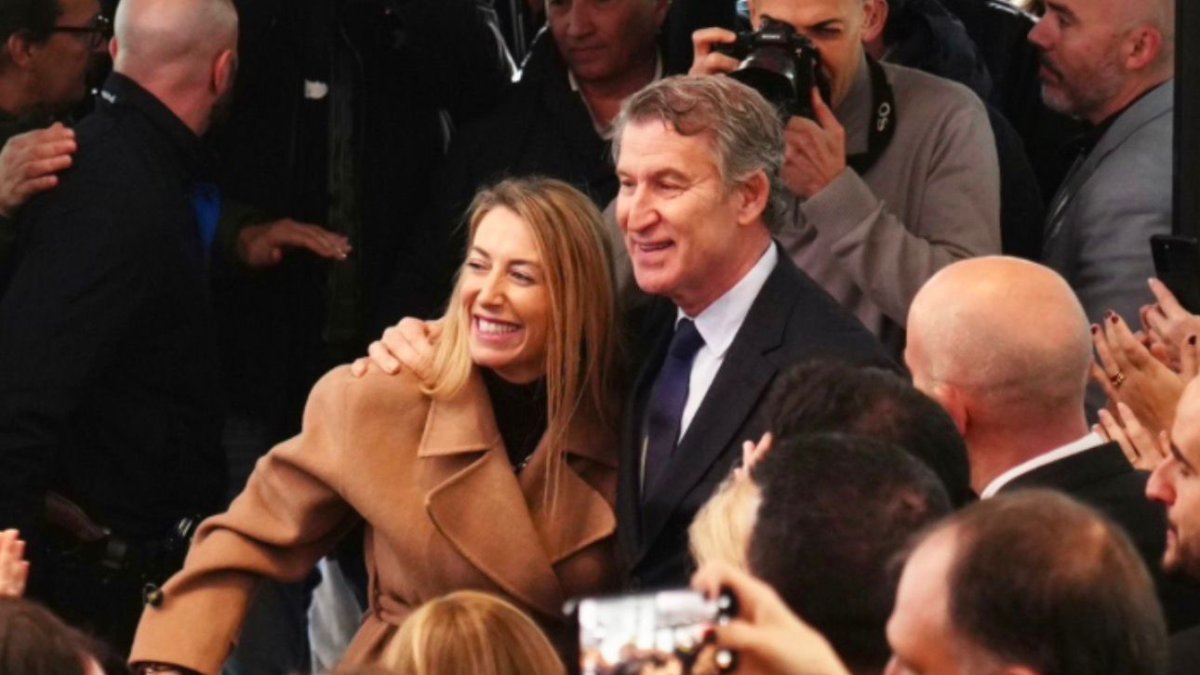 María Guardiola y el presidente del PP, Alberto Núñez Feijóo