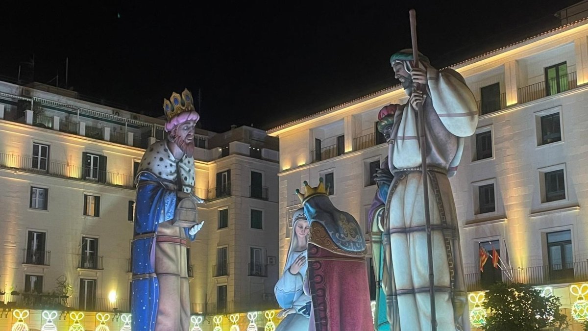 11/11/2025 Belén gigante de la plaza del Ayuntamiento de Alicante
ECONOMIA
AYUNTAMIENTO DE ALICANTE