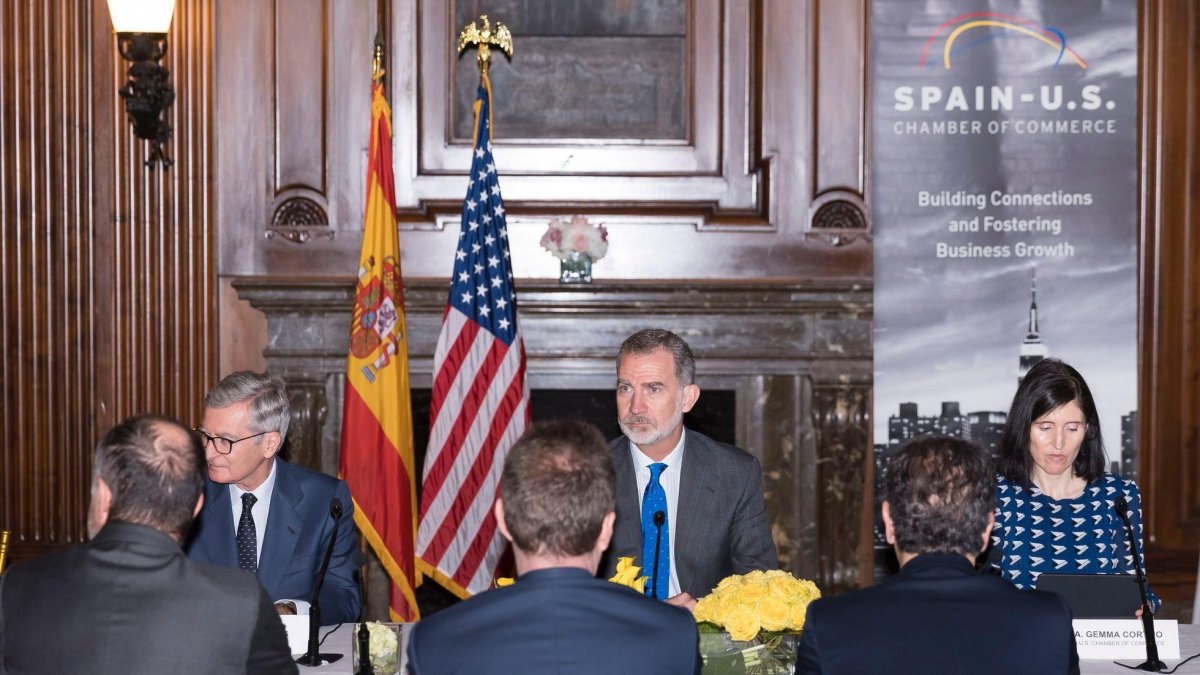 A la izquierda de su majestad el Rey se encuentra Pedro Azagra que es el responsable de las actividades de Iberdrola en Estados Unidos. 
REMITIDA / HANDOUT por IBERDROLA
27/5/2022
