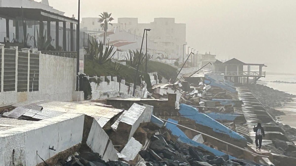 Destrozos en Matalascañas por la borrasca Francis.