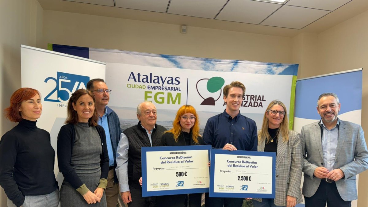 Entrega de los reconocimientos de Impulsalicante.