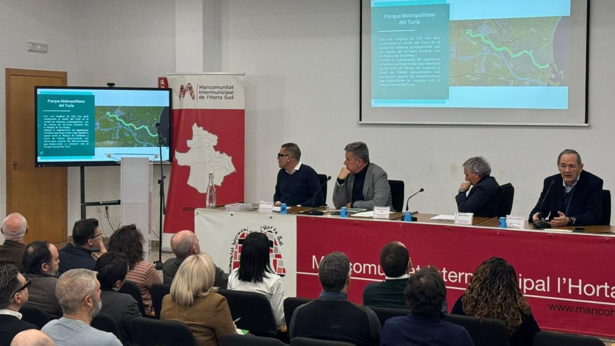 Presentación del proyecto en la Mancomunitat de l'Horta Sud.