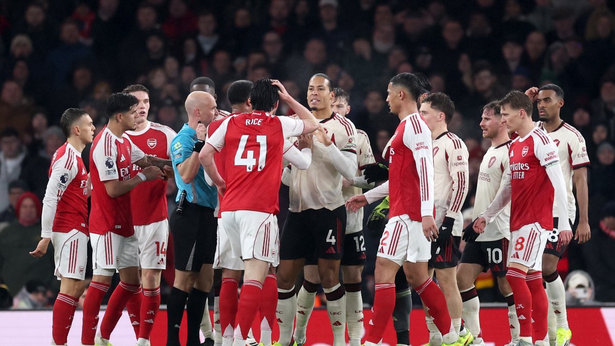 Empate a cero entre Arsenal y Liverpool