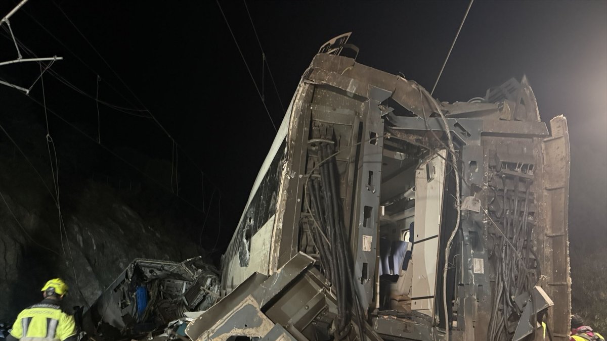 Imagen de uno de los dos trenes que han descarrilado a la altura de Adamuz, Córdoba