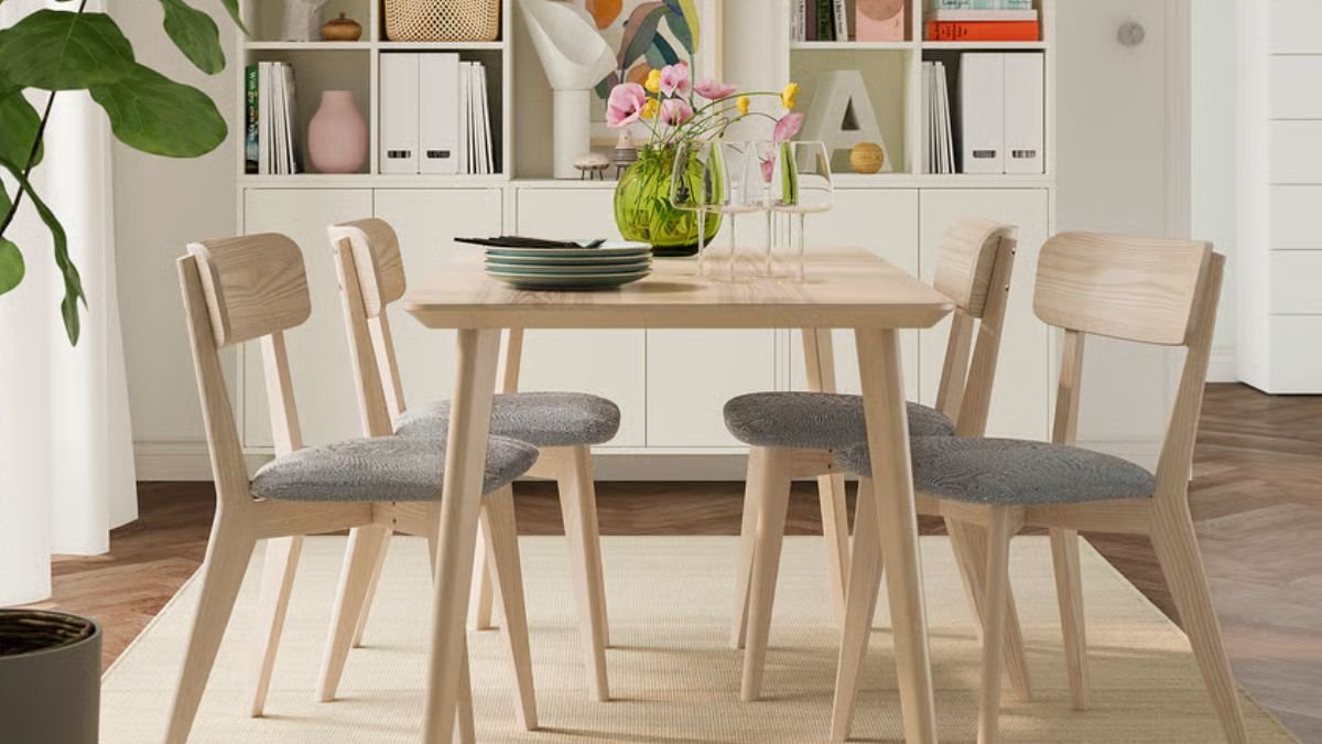La mesa de diseño de IKEA inspirada en la aeronáutica baja 40 € y se convierte en un chollo de enero