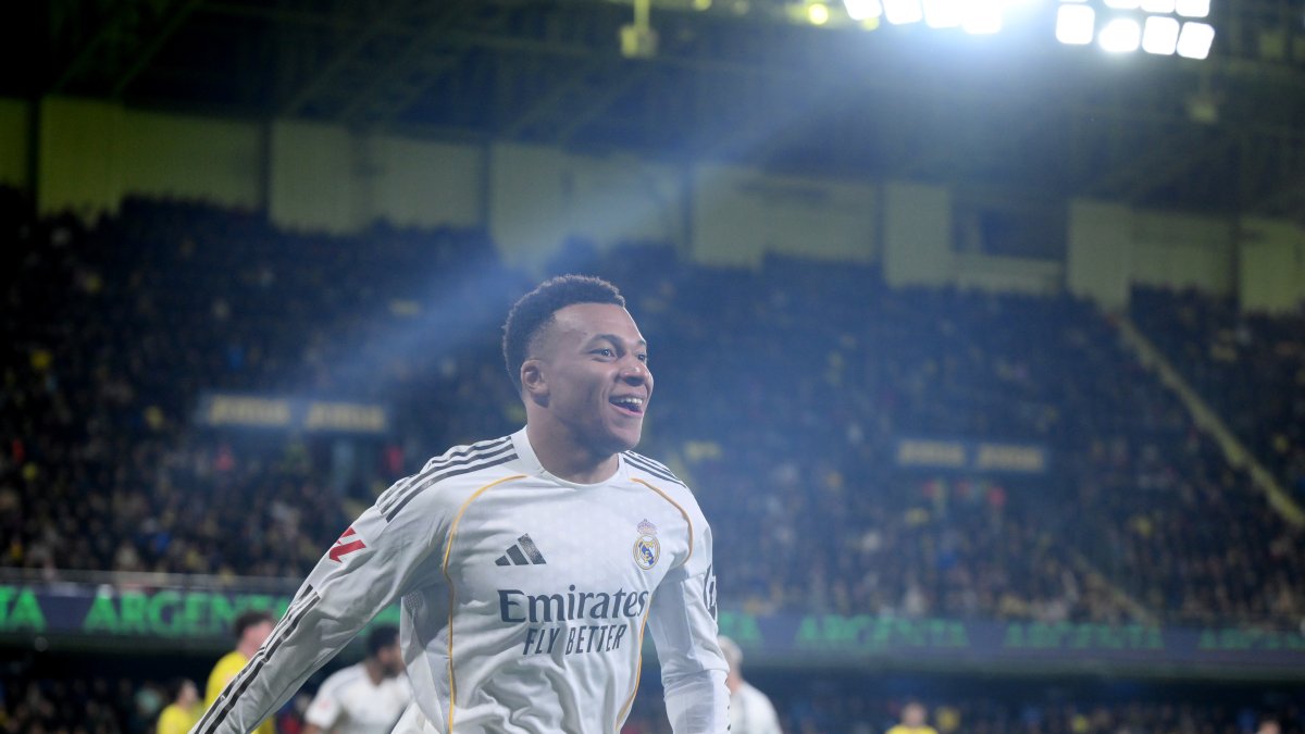 Kylian Mbappé celebra su doblete (Photo by David Ramos/Getty Images)