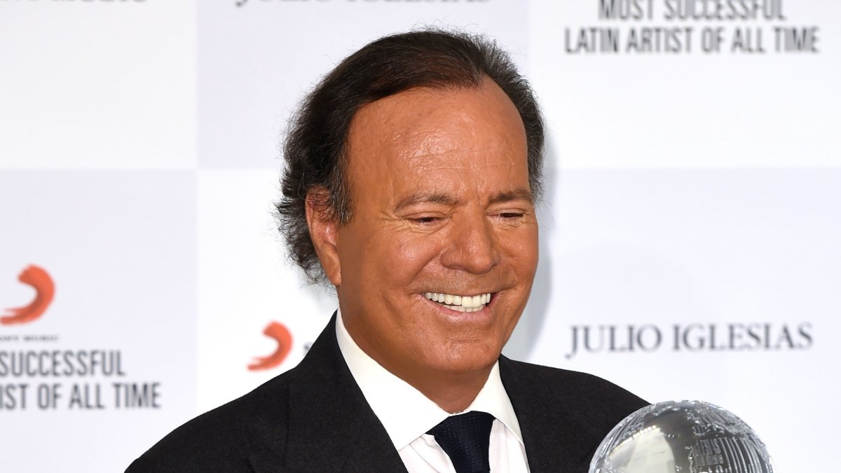 Julio Iglesias, en una imagen de archivo


12/5/2014

Europa Press Reportajes / Europa Press
12/5/2014