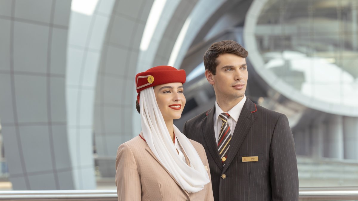 Tripulación de cabina de Emirates.
REMITIDA / HANDOUT por EMIRATES
22/6/2022