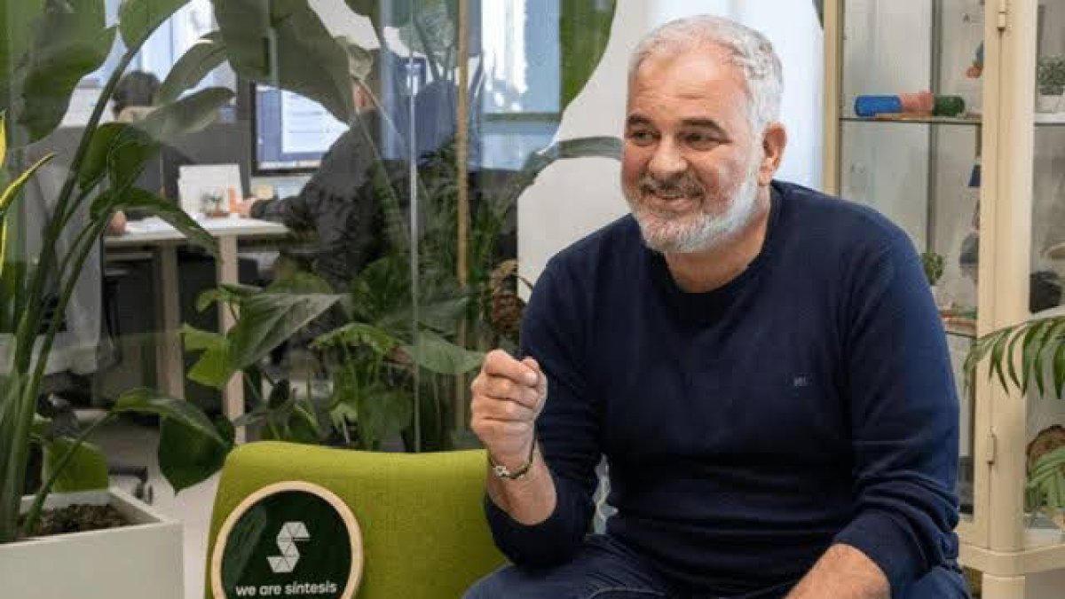 Javier Ruiz, consultor de comunicación y ex alcalde de Foios