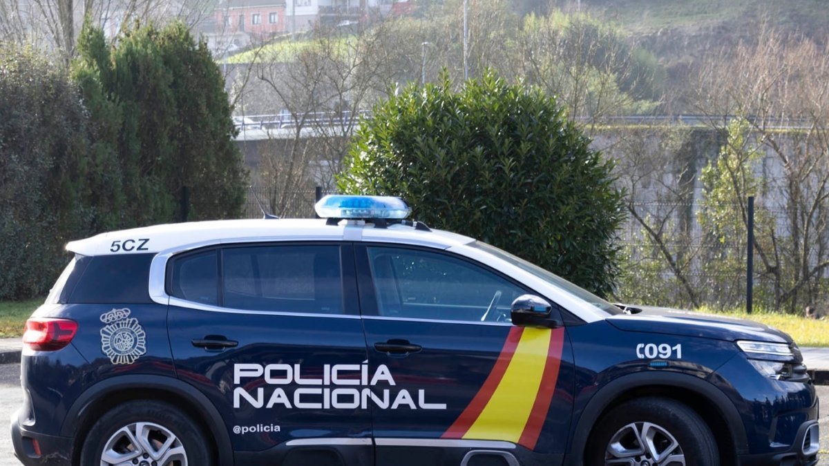 Vehículo de la Policía Nacional.