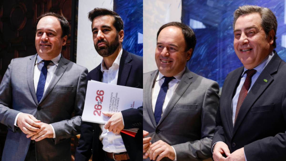 El president de la Generalitat, Juanfran Pérez Llorca, con los portavoces del PSPV y Vox, José Muñoz y José María Llanos, en Les Corts.