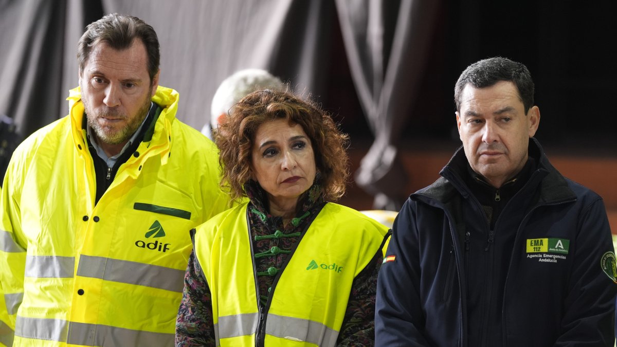 La vicepresidenta primera del Gobierno y ministra de Hacienda, María Jesús Montero en Adamuz, Córdoba.