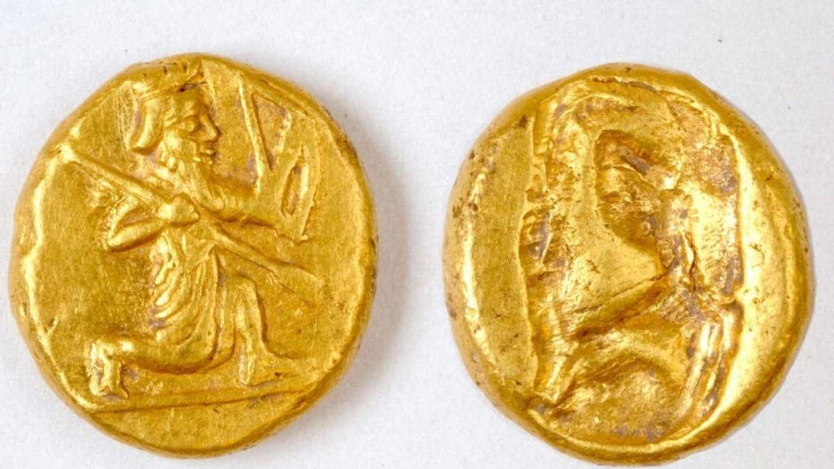 Monedas de oro persas pues desde la antigüedad se considera el dorado metal la forma más habitual de pagar por bienes o servicios.
05/8/2024