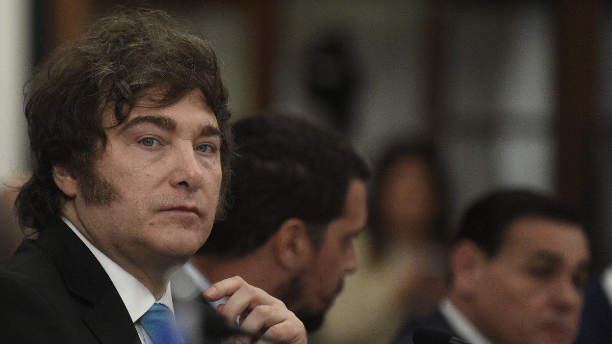 El Presidente de Argentina, Javier Milei en la Cumbre de Mercosur en Foz do Iguaçu, Brasil.