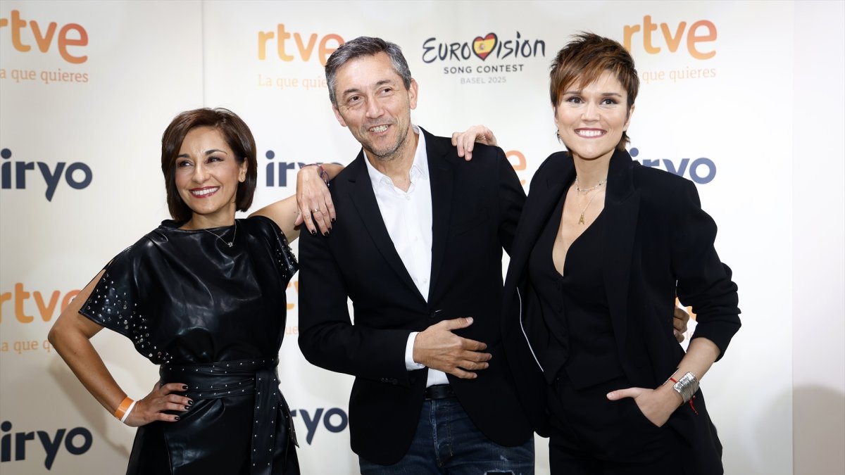 Adela González, Javier Ruiz y Miriam Moreno en la presentación de la programación de primavera de RTVE en 2025.