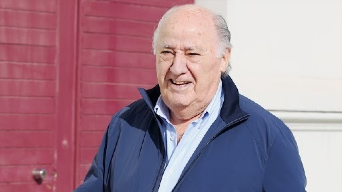 El notario de confianza de Amancio Ortega entra en el patronato de su fundación en sustitución de Pablo Isla