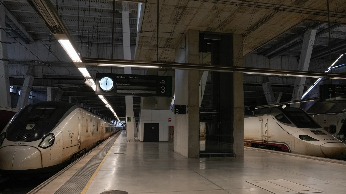 Andén vacío durante el segundo día consecutivo sin operativa en la Estación de Tren de Vigo de Vialia, a 6 de febrero de 2026, en Vigo, Galicia