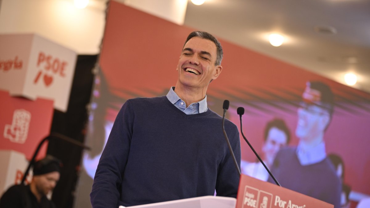 Pedro Sánchez, en el acto de cierre de campaña en Aragón