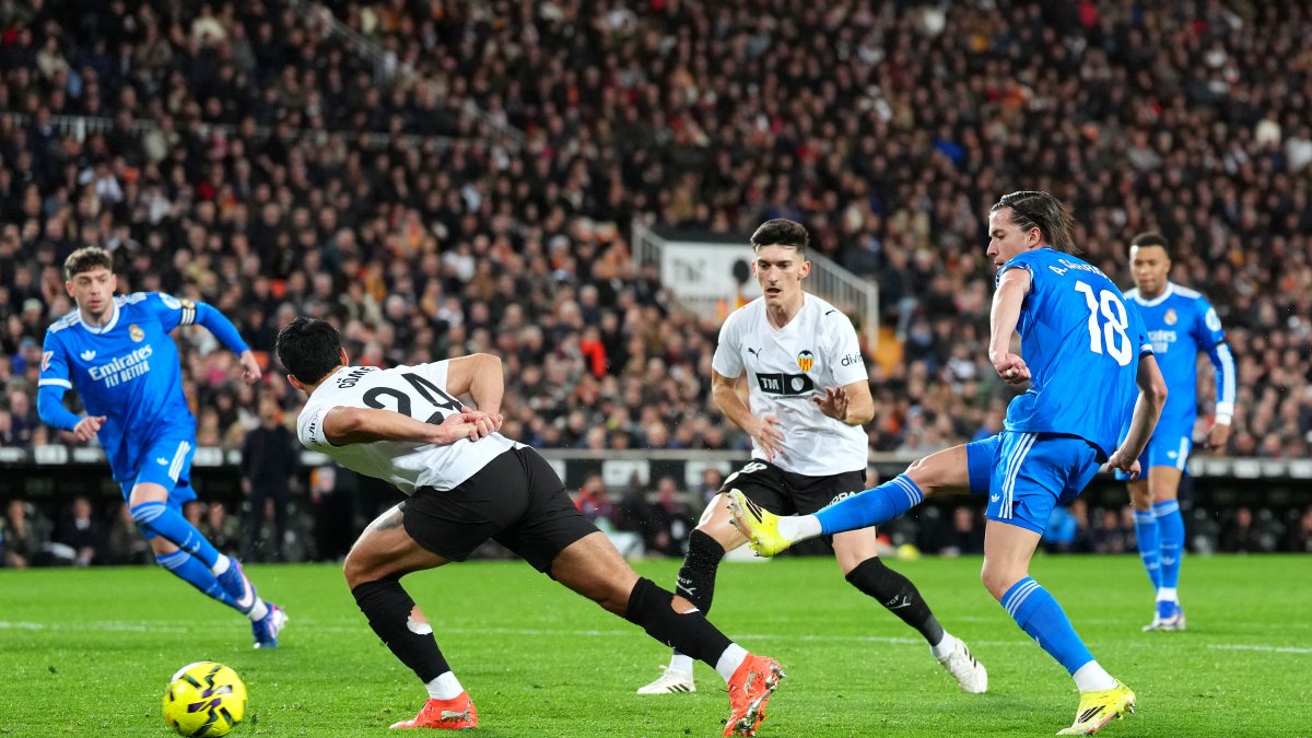 Alvaro Carreras abrió el marcador para el Real Madrid (Photo by Aitor Alcalde/Getty Images)