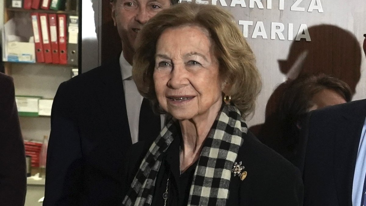 
                Temor en Zarzuela: ya se habla de la “depresión” de Doña Sofía y de otro tema tabú en Palacio
             