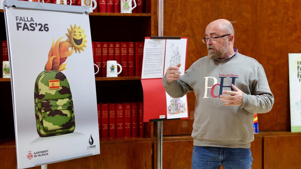 El artista Jordi Palanca presentó este miércoles el boceto de la falla de las Fuerzas Armadas.