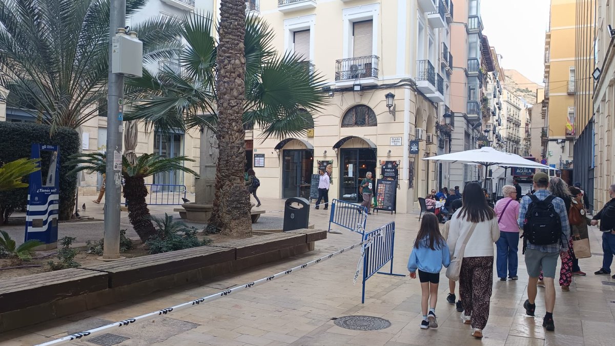 Zona acotada para prevenir accidentes por el viento, este viernes.