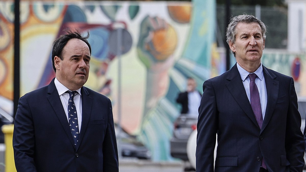 El presidente de la Generalitat, Juanfran Pérez Llorca, y el presidente del PP, Alberto Núñez Feijóo