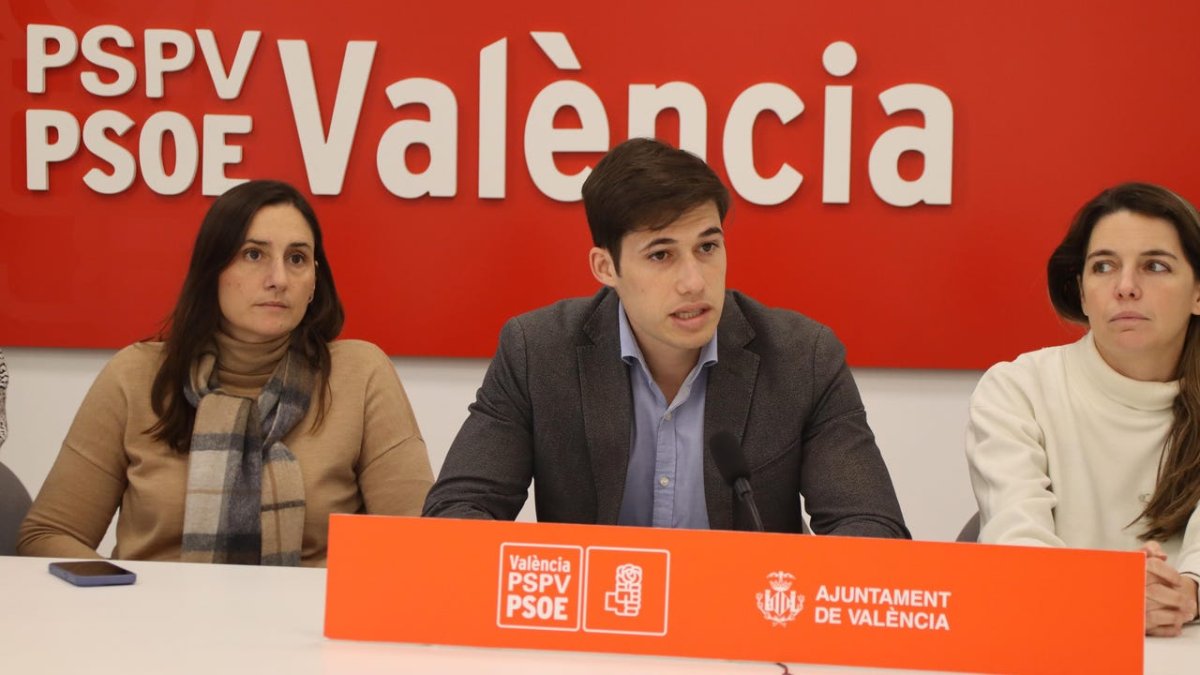 Los conejales del PSOE de Valencia Elisa Valía y Borja Sanjuán