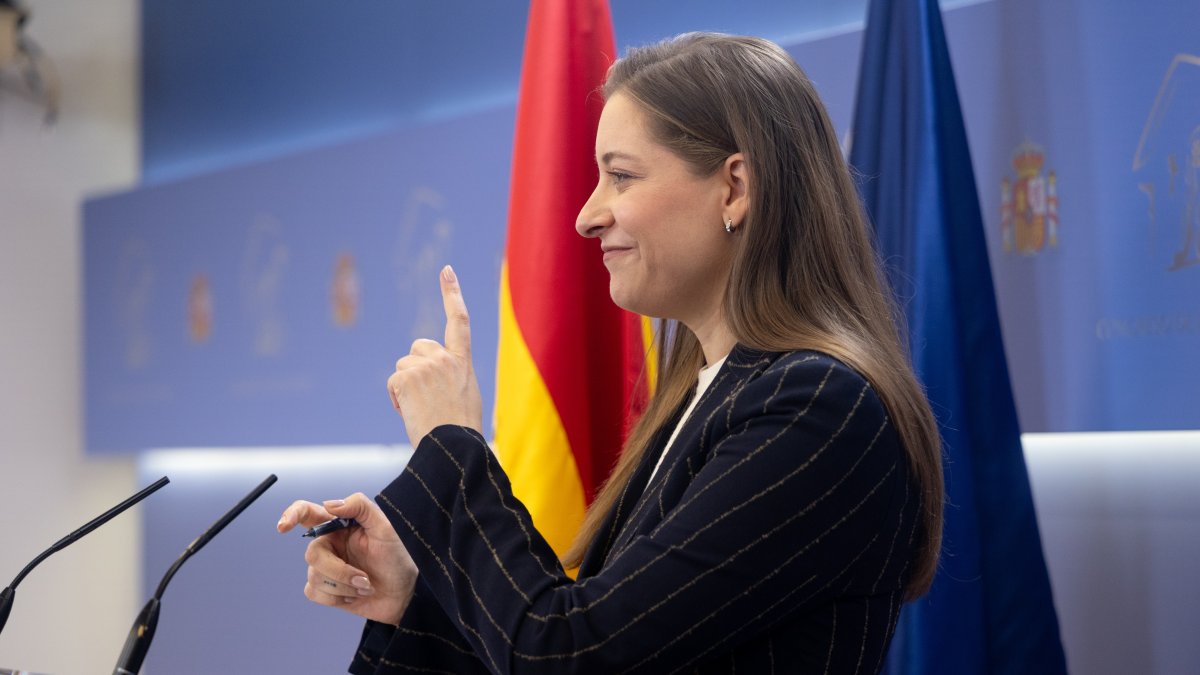 La portavoz de Vox en el Congreso, Ester Muñoz, durante una rueda de prensa en el Congreso de los Diputados, a 16 de febrero de 2026, en Madrid (España).
Eduardo Parra / Europa Press
10/2/2026