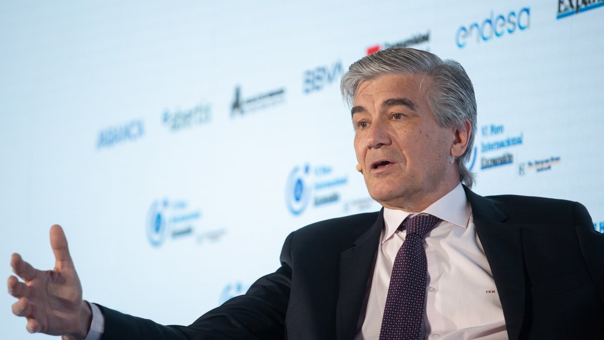 El presidente ejecutivo de Naturgy y vicepresidente ejecutivo de Criteria, Francisco Reynés , se mantendrá en el cargo hasta el año 2030.
Alejandro Martínez Vélez / Europa Press
22 MAYO 2025