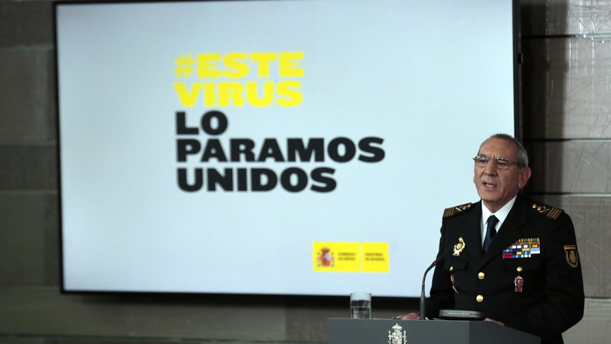 El ya exdirector adjunto operativo (DAO) de la Policía, José Ángel González, durante una rueda de prensa por el coronavirus en 2020.