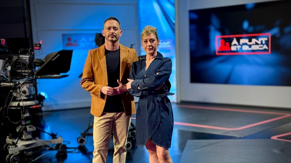 Juan Nieto y Mireia Llinares, presentadores de 