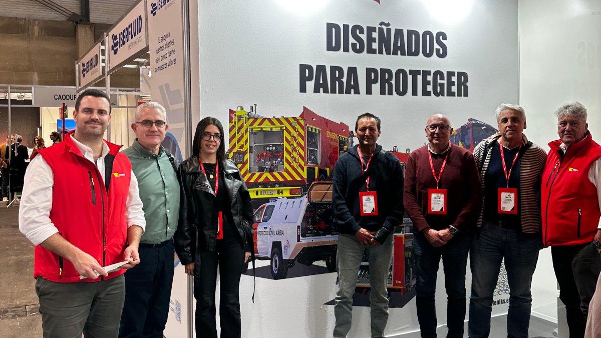 Representantes de Protección Civil de Xàbia en el Salón Internacional de la Seguridad en Madrid.