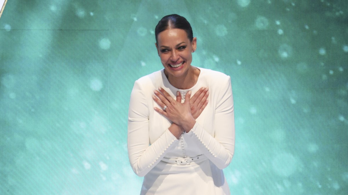 Conviértete en miembro de este canal para disfrutar de ventajas y ayudarnos a hacer un periodismo libre. Ahora es más necesario que nunca:
https://www.youtube.com/channel/UCZ1mEo0vfTofrcTjBDaqytw/join
#noticias #españa #política
Infórmate de las últimas noticias de política, economía y corazón de España y del mundo en https://www.esdiario.com/
•Para más contenido, síguenos en:
◆X: https://twitter.com/ESdiario_com
◆FaceBook: https://www.facebook.com/esdiario/
◆Instagram: https://www.instagram.com/esdiariocom/