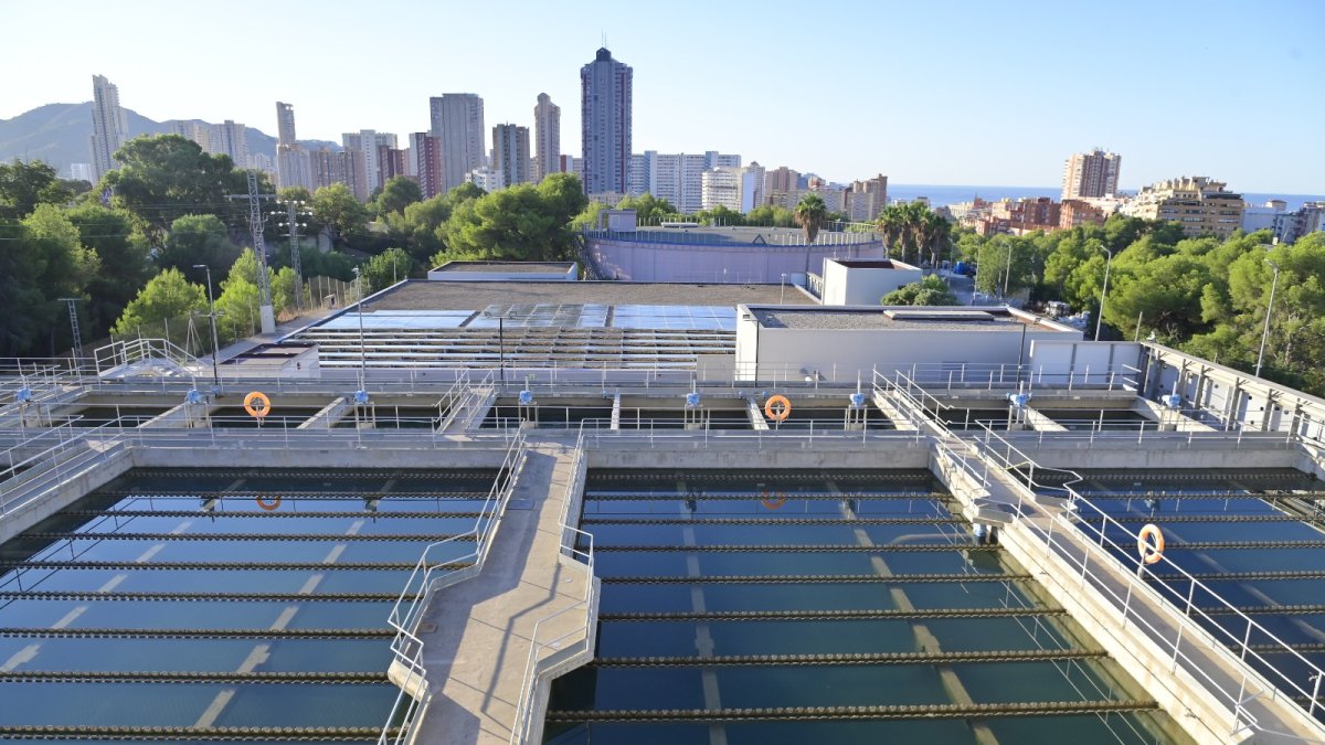Veolia incorpora en el ciclo del agua de Benidorm herramientas que permiten planificar la renovación sistemática de las redes.