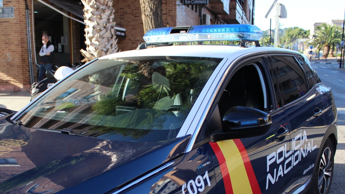 Imagen de archivo de un vehículo de la Policía Nacional.