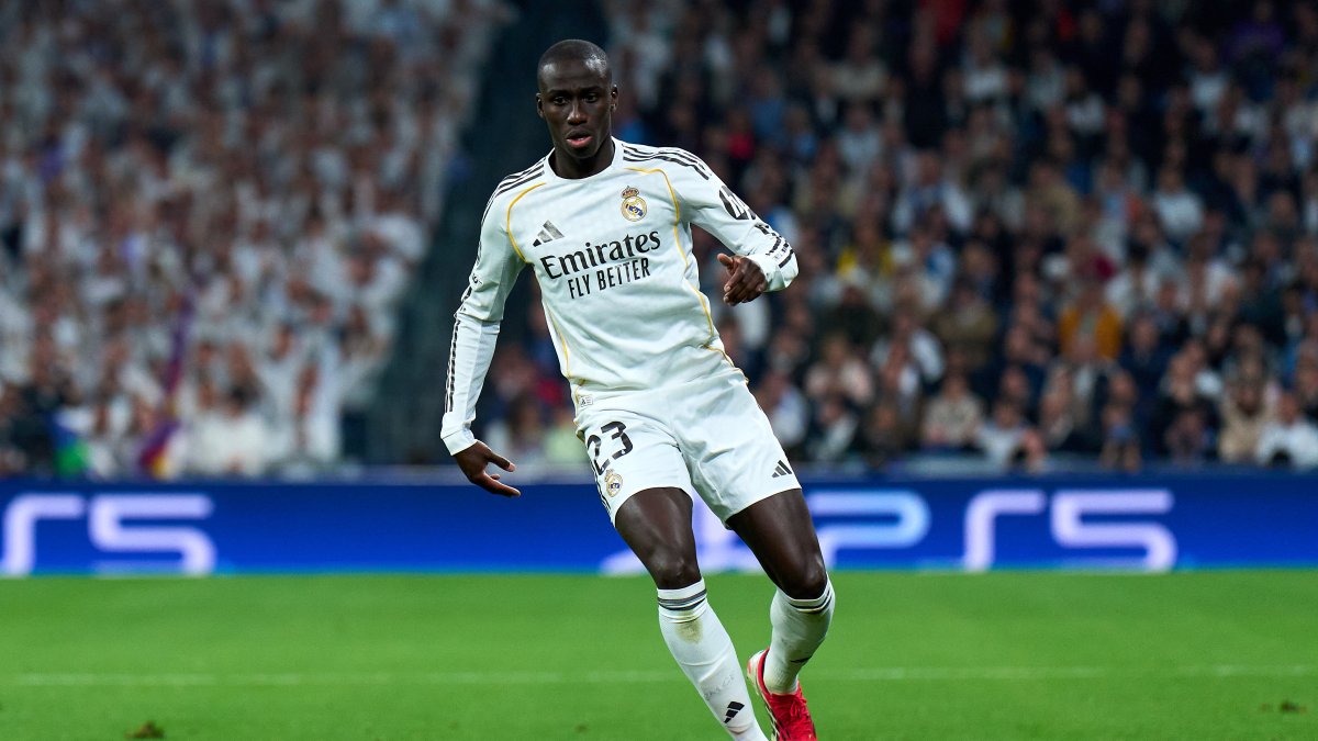 Ferland Mendy sufre una lesión en el recto femoral y apunta al quirófano: su futuro en el Real Madrid se tambalea