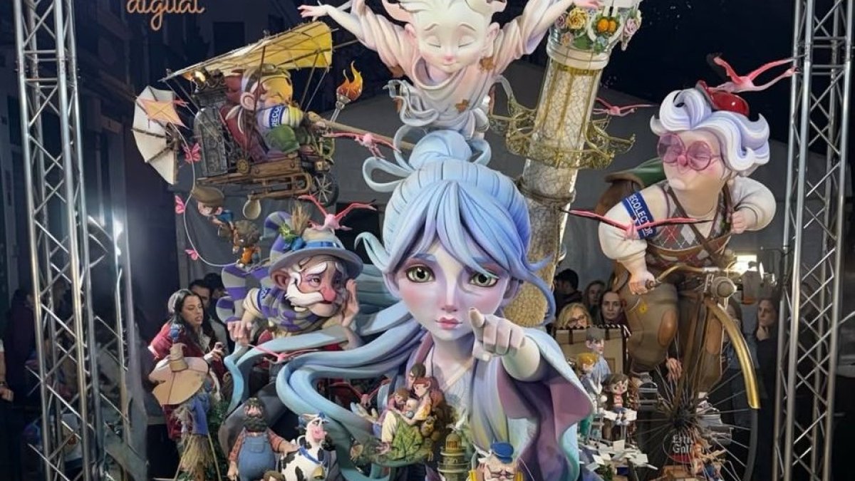 Falla Espartero Ramón y Cajal, primer premio de la Sección Especial 2026.